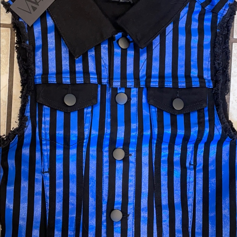 Black & Blue Striped Vest Brand New - Picture 4 of 7